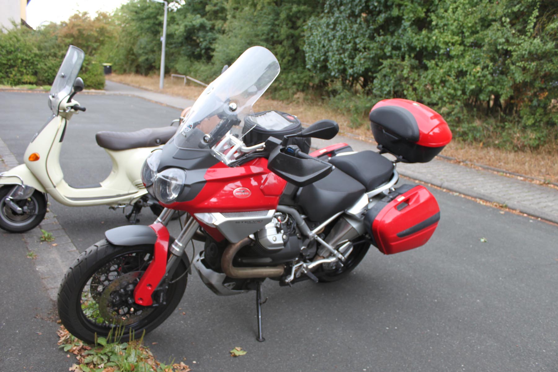 MOTO GUZZI STELVIO, EZ 04/2008, HU 06/28, 2. Hd., 35.000 km, € 5700.--